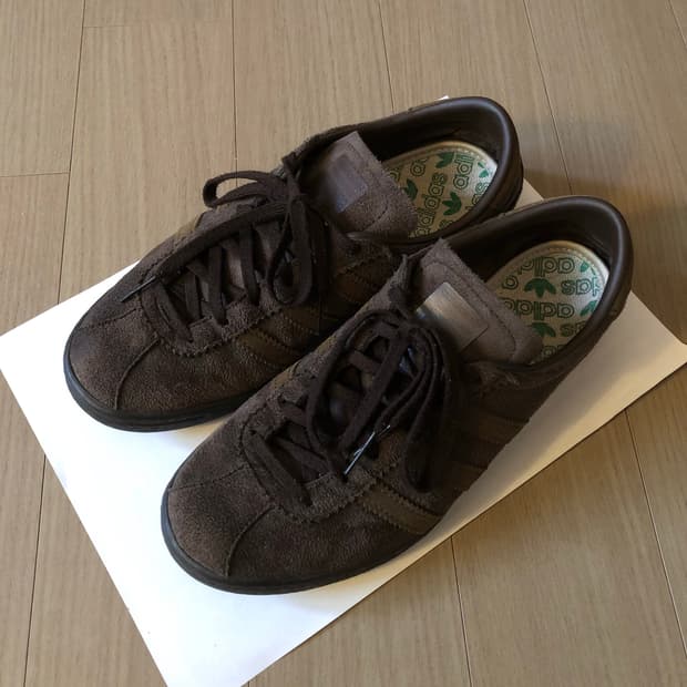 아디다스 토바코 브라운 230