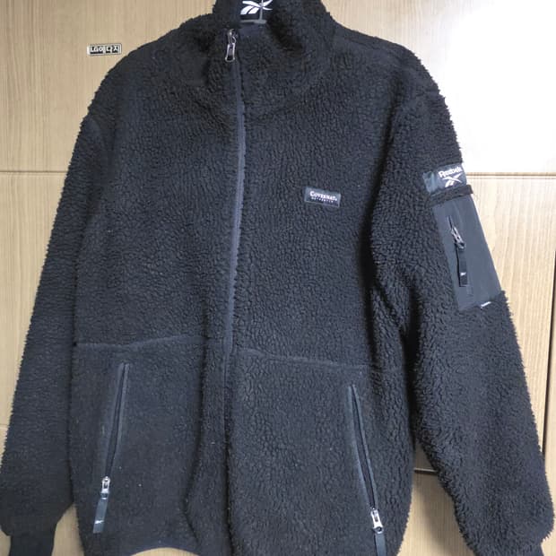 리복 커버낫 콜라보 후리스