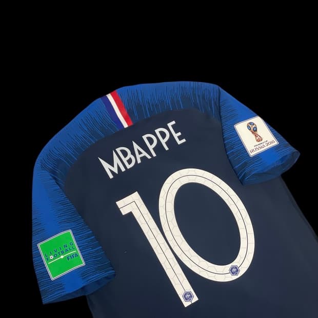 [어센틱] 나이키 18-20 프랑스 국대 홈 킬리안 음바페 유니폼 판매