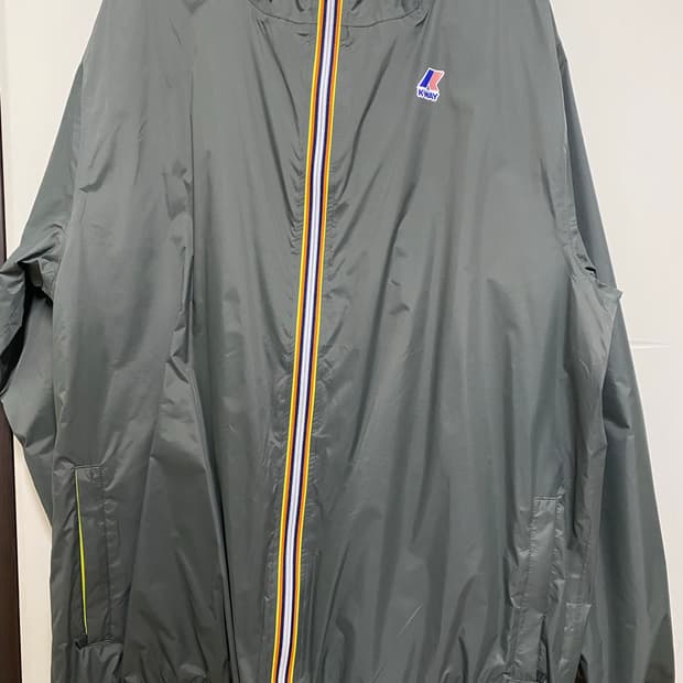 kway 까웨 바람막이