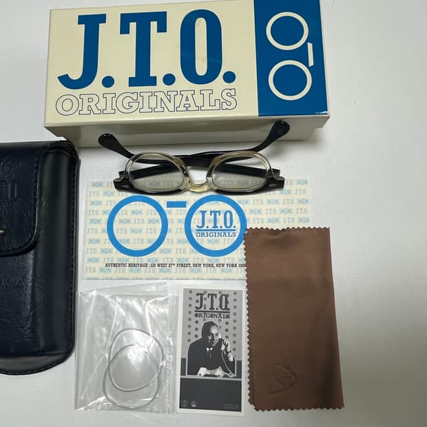 줄리어스타르트옵티컬 JTO 아넬 블랙우드 패치워크 42-22