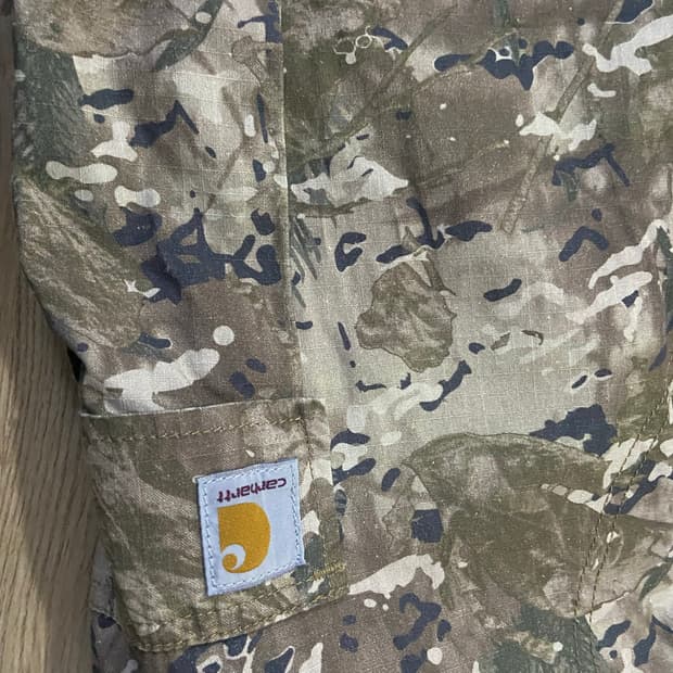 칼하트 레귤러 카고 Camo Combi Sand