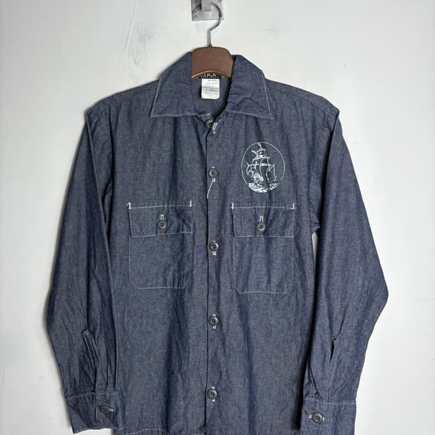 Gunh ho usa 샴브레이 셔츠