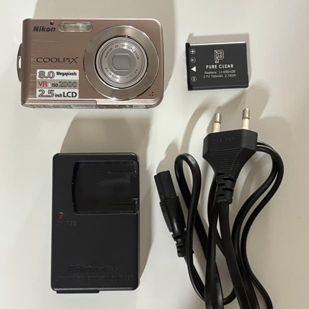 니콘 쿨픽스 COOLPIX S210 디카 (작례 O) 