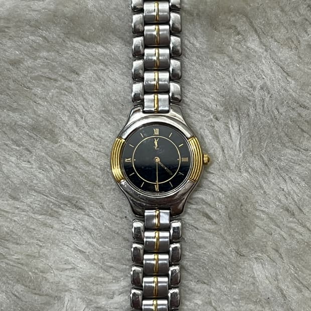 빈티지 생로랑 쿼츠