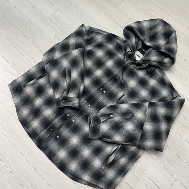 DETACHABLE CHECK HOOD PADDING