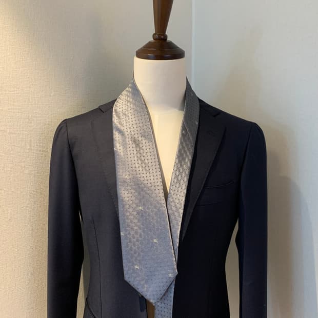 버버리(BURBERRY) 모노그램 명품넥타이 100실크 로고플레이