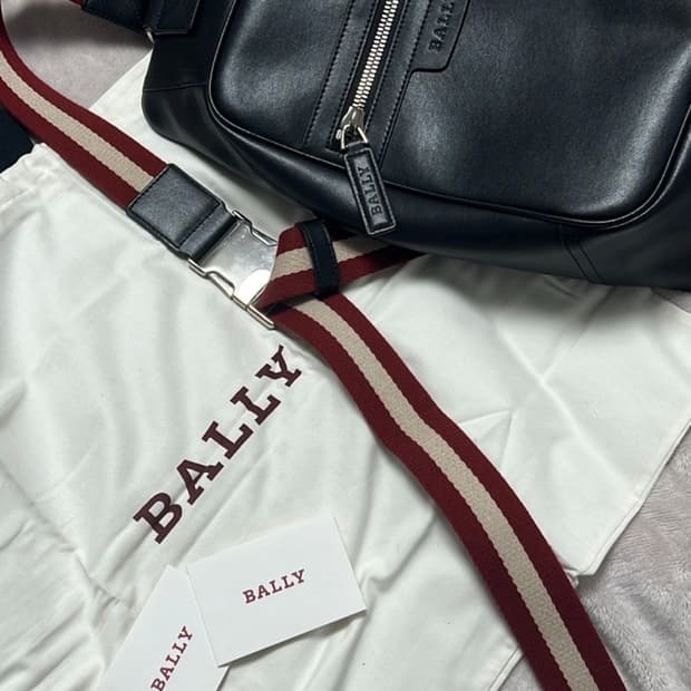 Bally dove plain cross