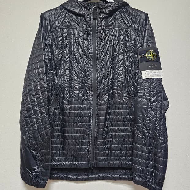 스톤아일랜드 퍼텍스 퀀텀 프리마로프트 후드 자켓 (새상품)