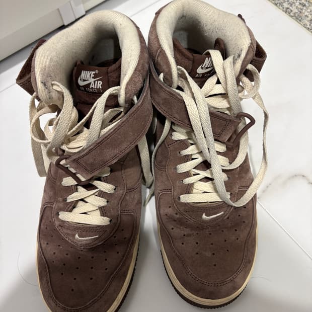 나이키 에어 포스 1 미드 '07 초콜릿 285