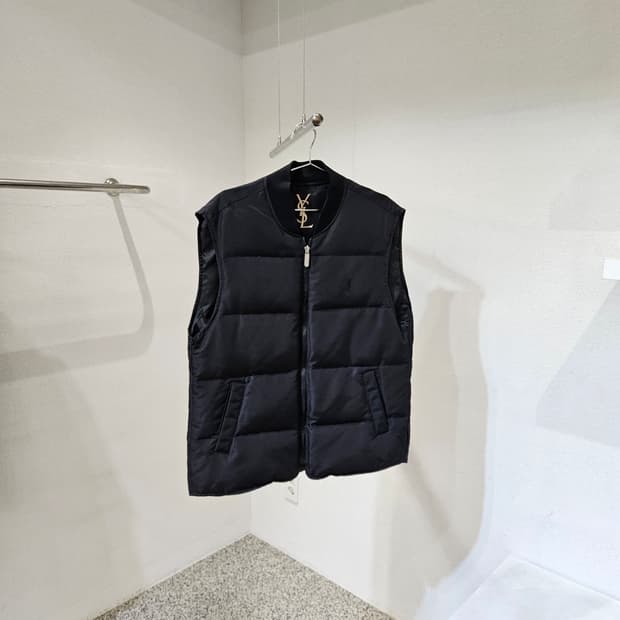 입생로랑 패딩조끼