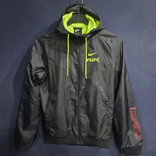 나이키 프린팅 블랙 남성 90~95 바람막이 후드집업 자켓 