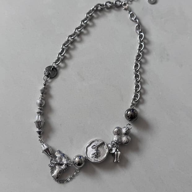 CHARM BRACELET 팔찌
