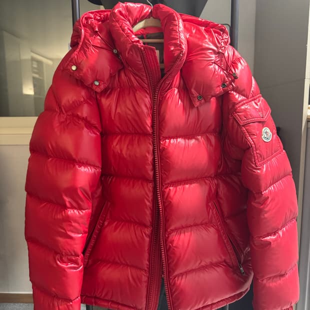 몽클레어 마야 2사이즈 레드