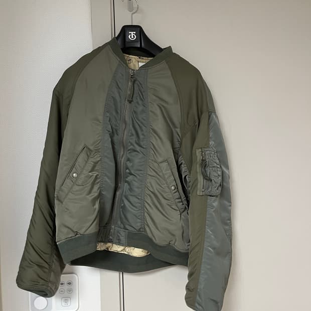 비즈빔 22fw 스팟 토르손 3