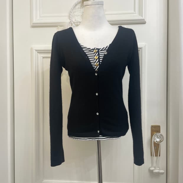 black crystal button cardigan&stripe gol