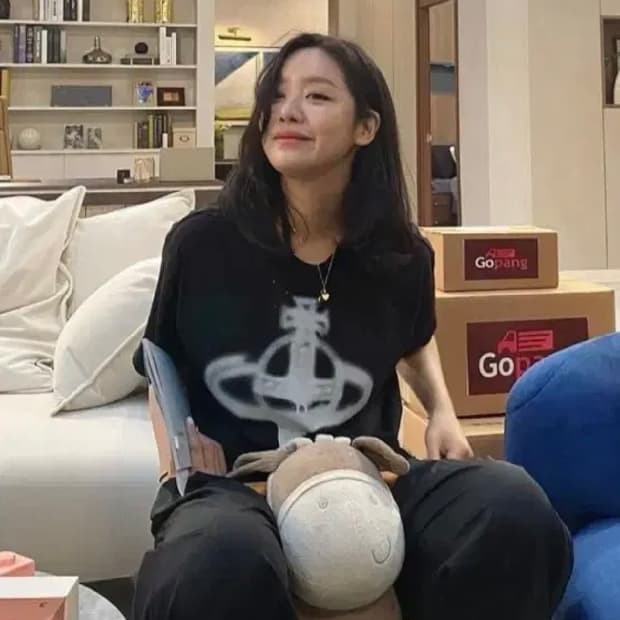 비비안웨스트우드 스프레이 오브 코튼 티셔츠 S