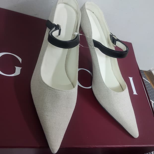 새상품 드래곤블루스 슬링백 스트랩 뮬 키튼힐 38 250