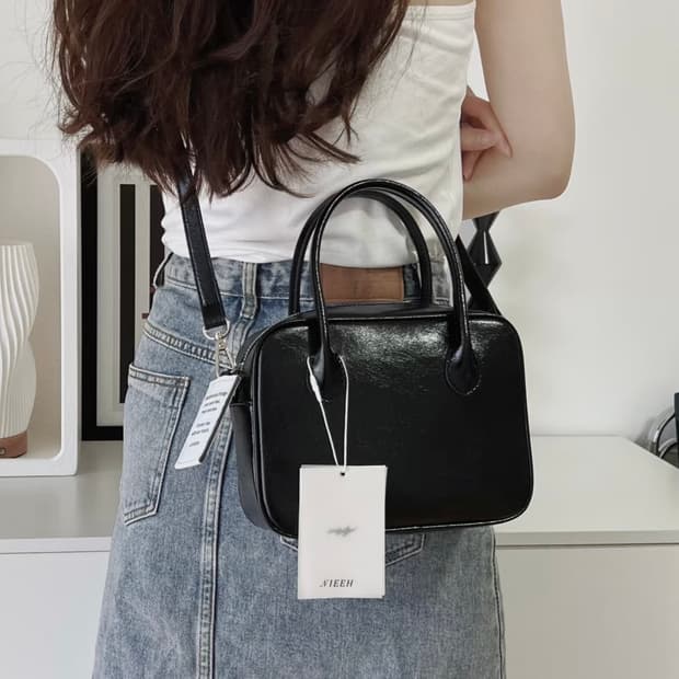 니히 스퀘어 백 미니 블랙