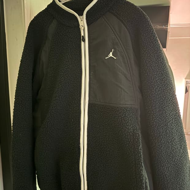 나이키 조던 후리스 집업 