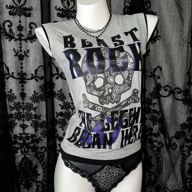 Skull lettering GY Slip