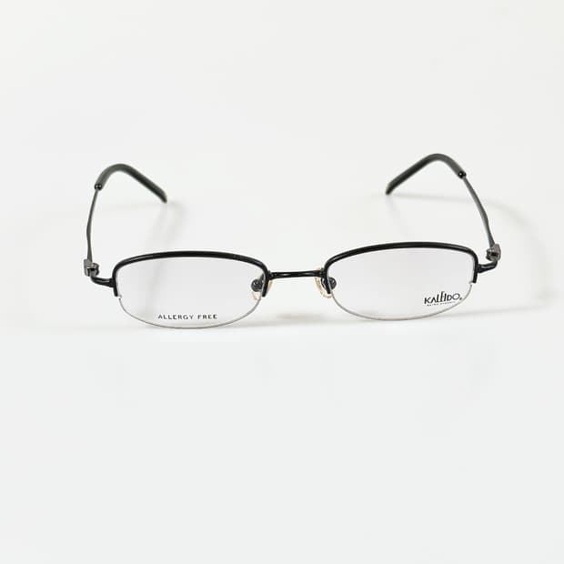 KALEIDO 블랙 반무테 스퀘어 메탈 빈티지 안경