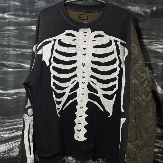 캐피탈 컨트리 본 비박 빅 플리스 퀄팅 맨투맨 1size