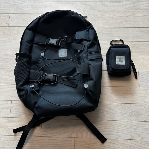 칼하트 WIP 리플렉티브 킥플립 백팩 & 스몰 백 세트