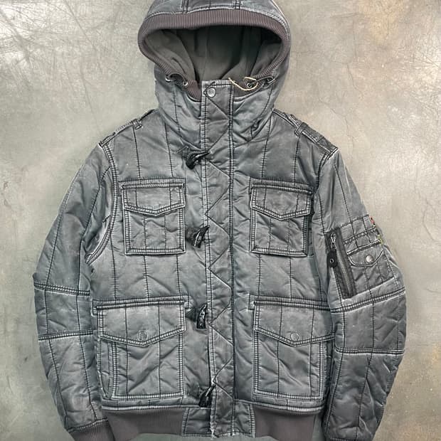 Triple5Soul 더플 패디드 크롭 자켓