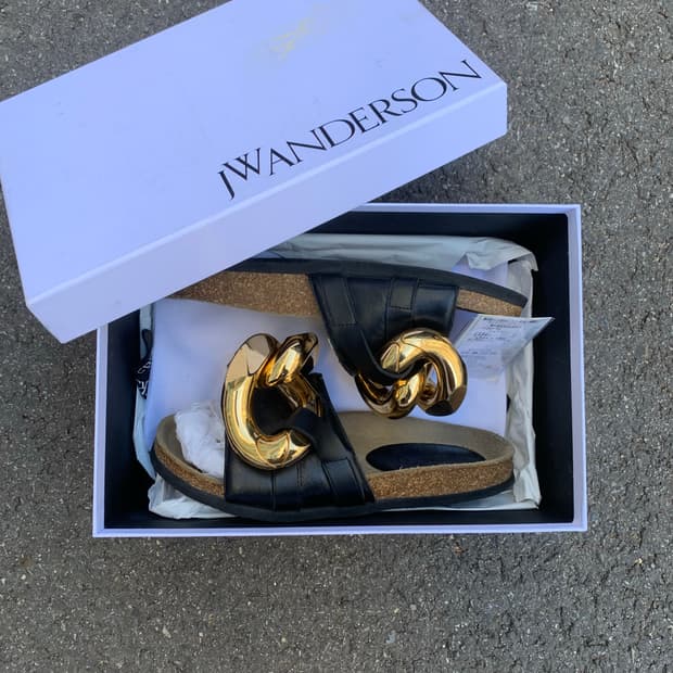 jw앤더슨 체인 뮬 (black)