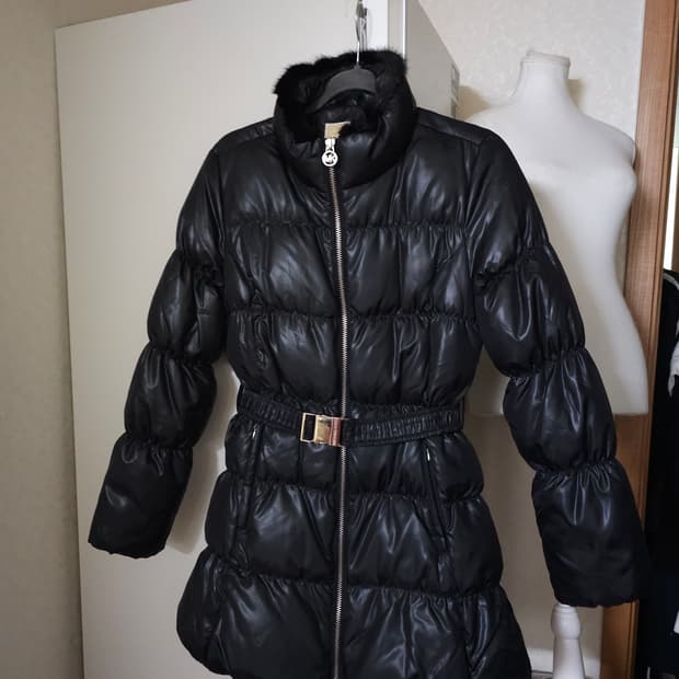 마이클코어스 밍크트리밍 다운패딩