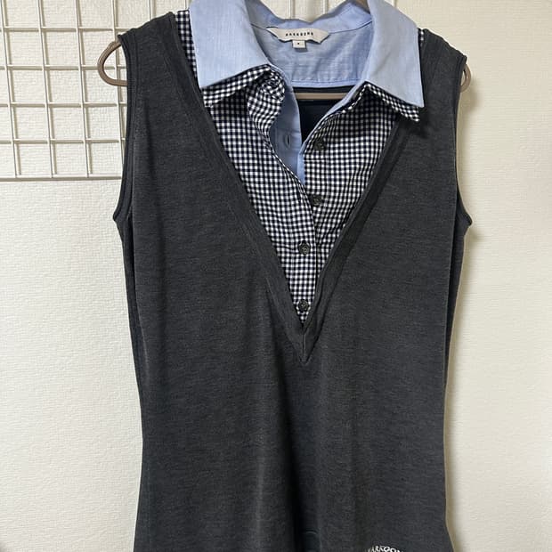 Markgong Sleeveless knit top