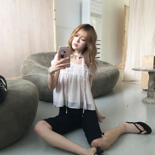 노비야카 Musubi blouse 반팔 ivory