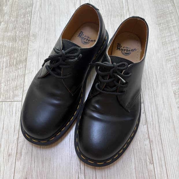 닥터마틴 1461 3홀 스무스 260