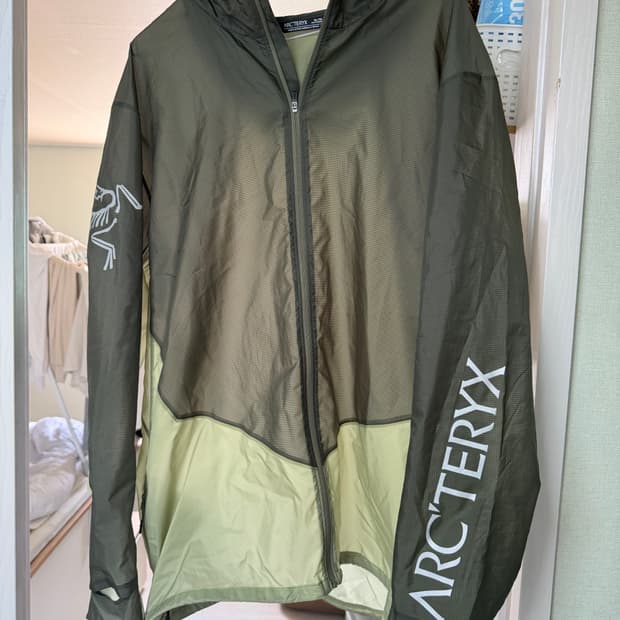 [xl] 아크테릭스 윈드쉘 후디 새상품