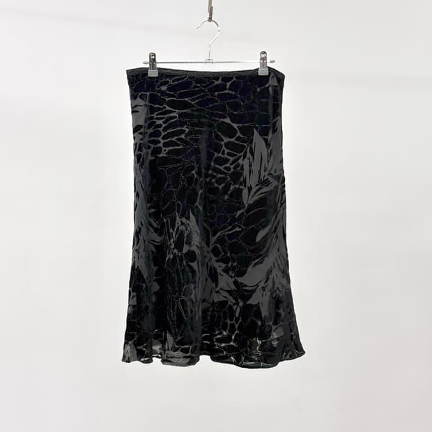 22 OCTOBRE 블랙 로우웨이스트 스커트