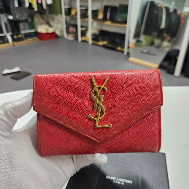 [50%할인] 입생로랑 엔벨로프 반지갑