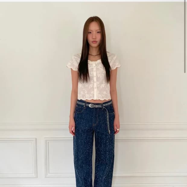 밀로우먼 스칼럽 블라우스 베이지
