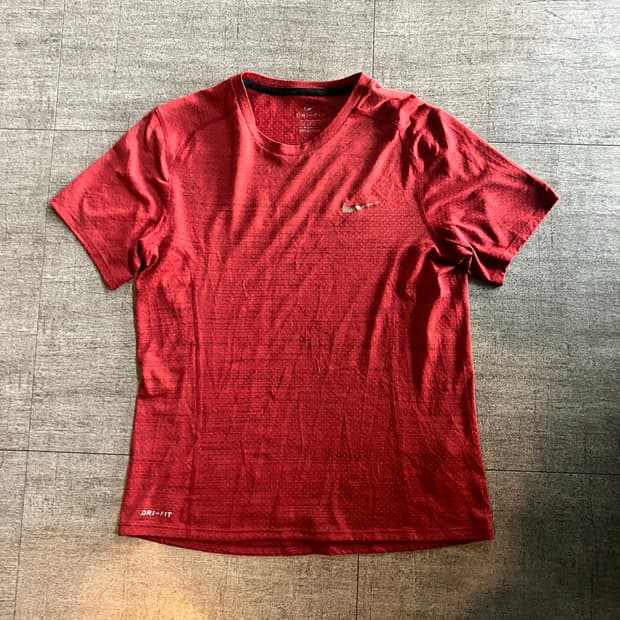 Nike 나이키 가슴로고 스우시 기능성 반팔티셔츠