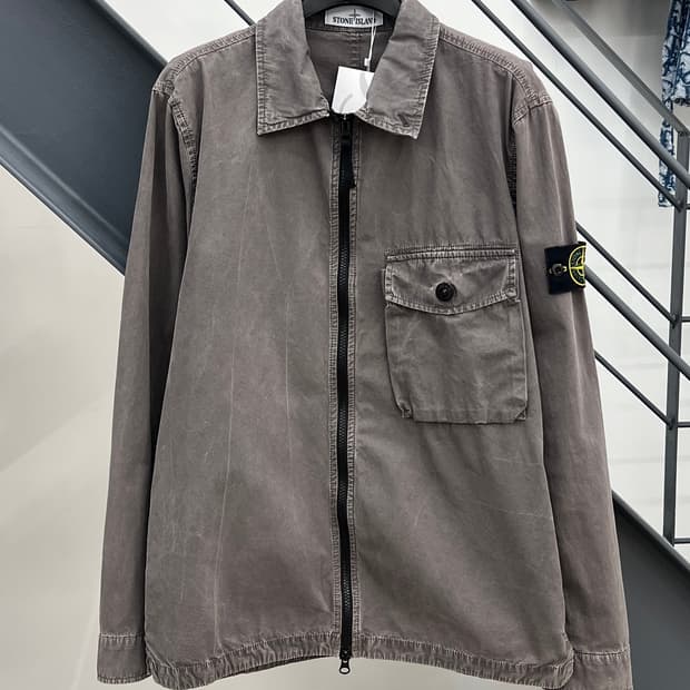 스톤아일랜드 와펜 올드이펙트 다크브라운 오버셔츠