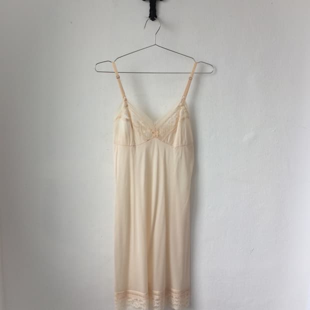 Lace point slip onepiece