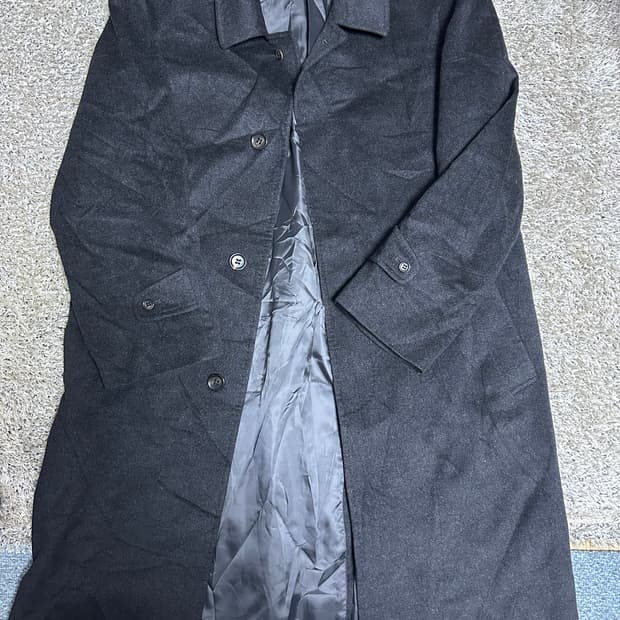 일본판 캐시미어100프로 검정색 코트 사이즈 105~110