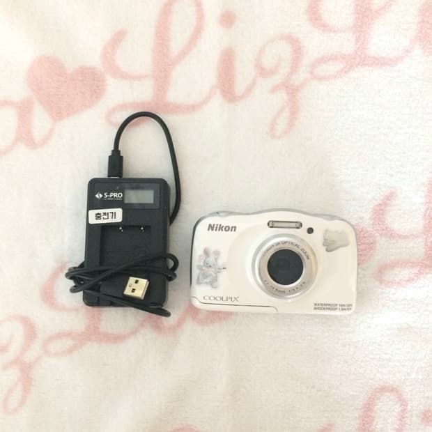 빈티지 디카 디지털 카메라 니콘 쿨픽스 s33