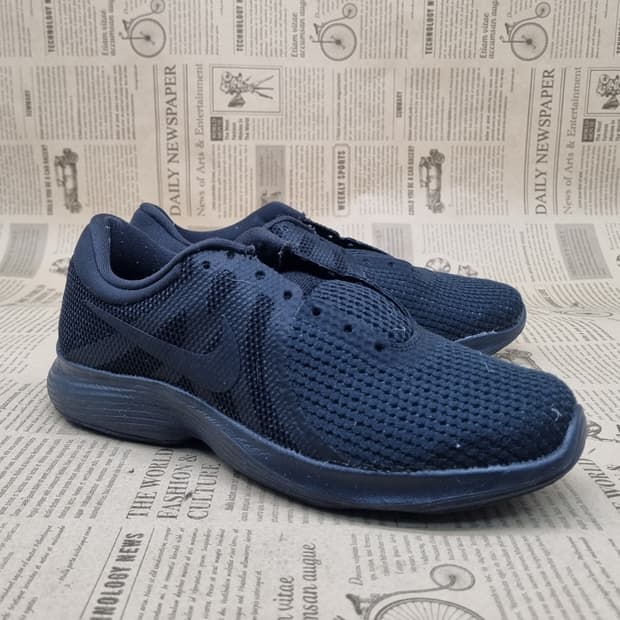 나이키 레볼루션4 여성 런닝화240