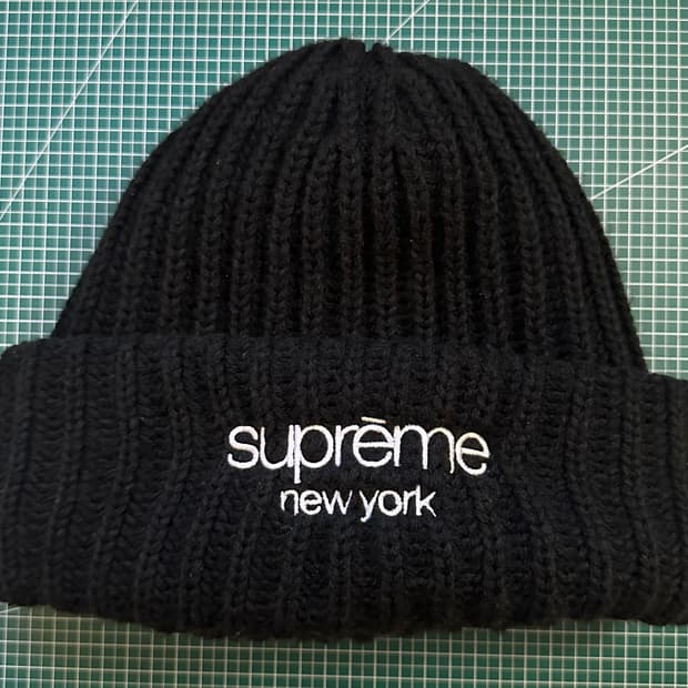 슈프림 청키립드 비니 24fw