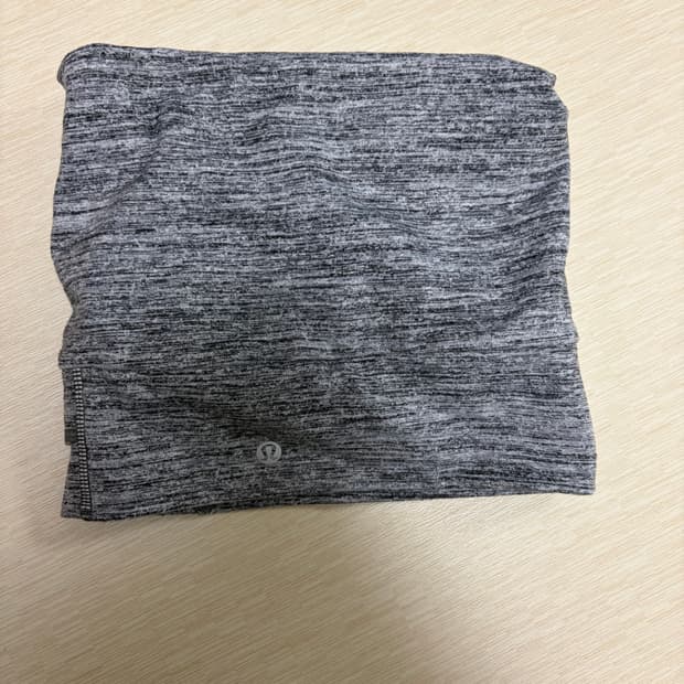 룰루레몬 Top Knot Toque O/S 새상품