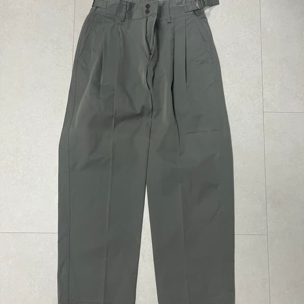 [2] 어나더오피스 산티아고 치노 팬츠 세이지 그레이