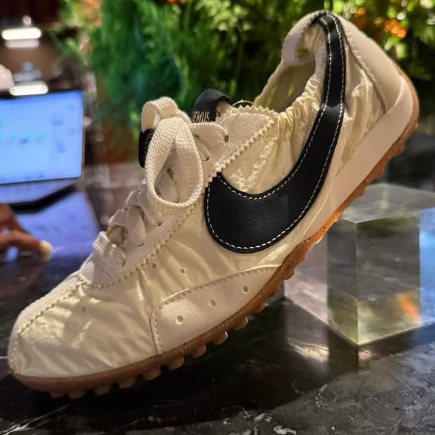 나이키 x 자크뮈스 문 슈 280 ( US W11 M9.5 ) 팝니다