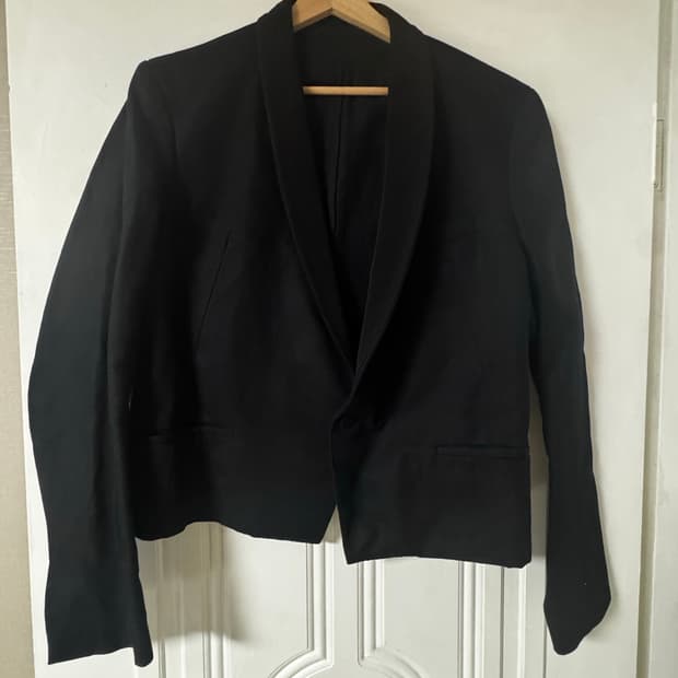 하이더 아커만 숄 칼라 크롭 자켛