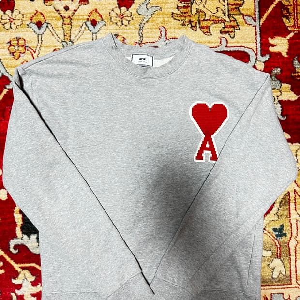 아미 하트 로고 맨투맨 M